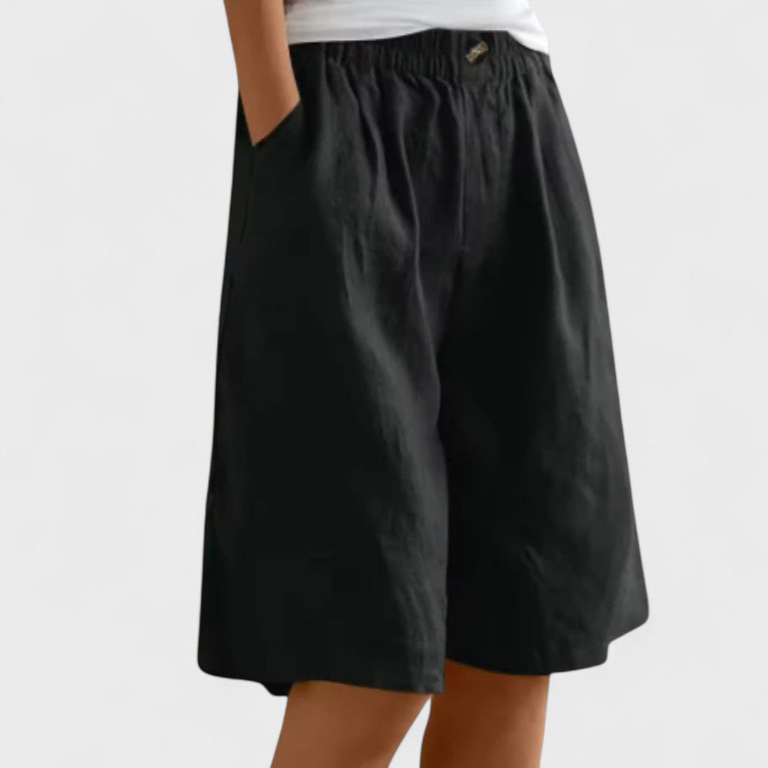 Katy | Elegant Shorts Black