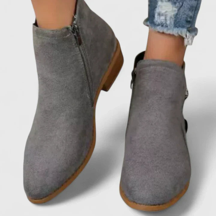 Kalvaya | Sophisticated Boots Gray