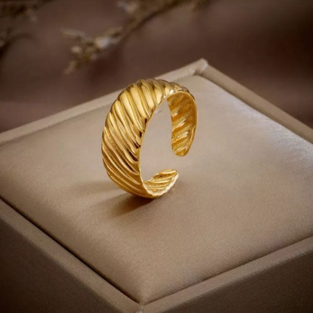 Zayalynne | Ring 18K Gold