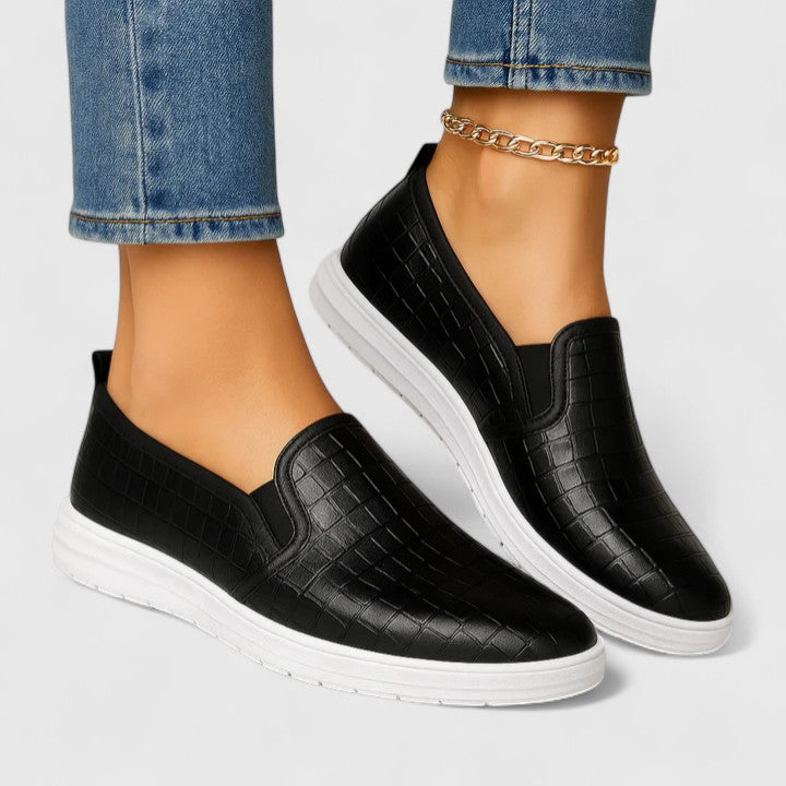 Zhielle | Supportive Style Loafers Black