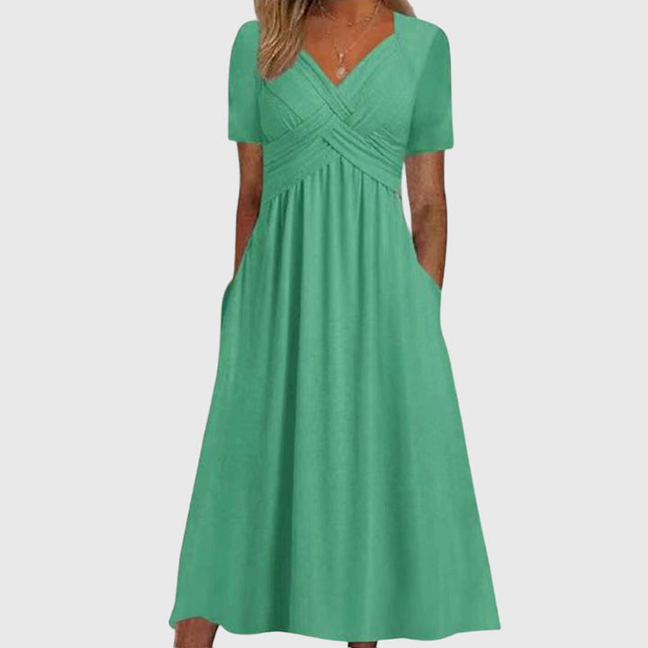 Amanda - Flattering Dress Green