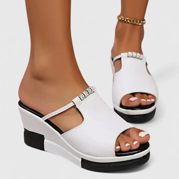 Florine | Orthopedic Sandals White
