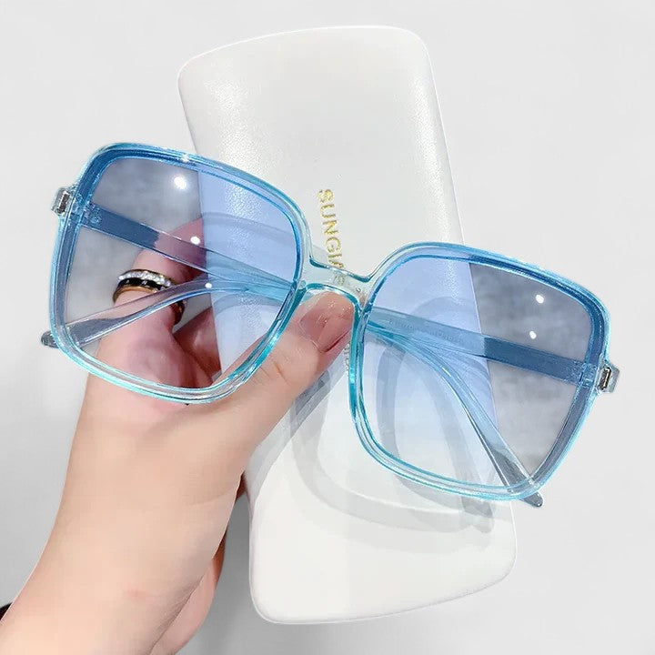 Destinie | Elegant Sunglasses Blue