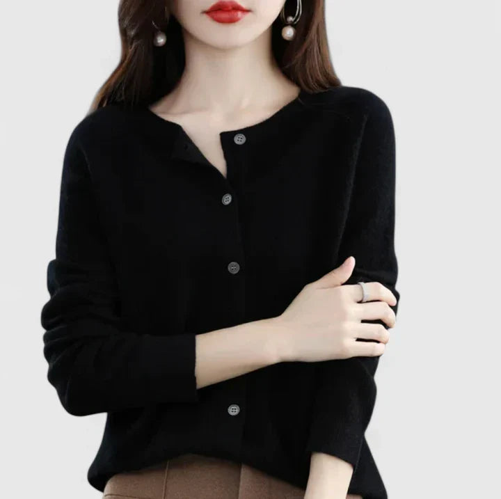 Lyxandria | Comfortable Cardigan Black